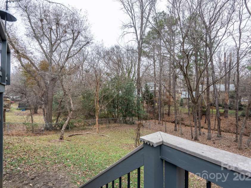 6726 Wannamaker Lane, Charlotte, NC 28226.  MLS# CAR4209016, YatesRealty ID 12509. 