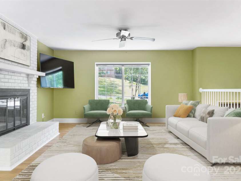 6726 Wannamaker Lane, Charlotte, NC 28226.  MLS# CAR4209016, YatesRealty ID 12509. 