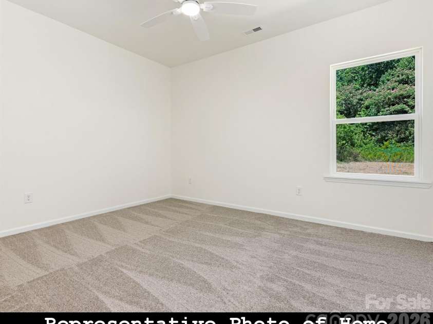 962 Hoskins Road, Charlotte, NC 28208.  MLS# CAR4345128, YatesRealty ID 12509. 