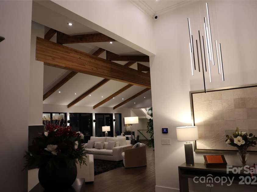 12 Sunset Summit, Asheville, NC 28804.  MLS# CAR4329108, YatesRealty ID 1251. 