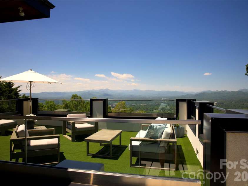 12 Sunset Summit, Asheville, NC 28804.  MLS# CAR4329108, YatesRealty ID 1251. 