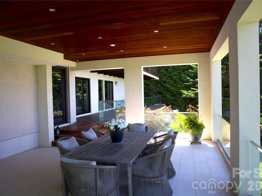 12 Sunset Summit, Asheville, NC 28804.  MLS# CAR4329108, YatesRealty ID 1251. 