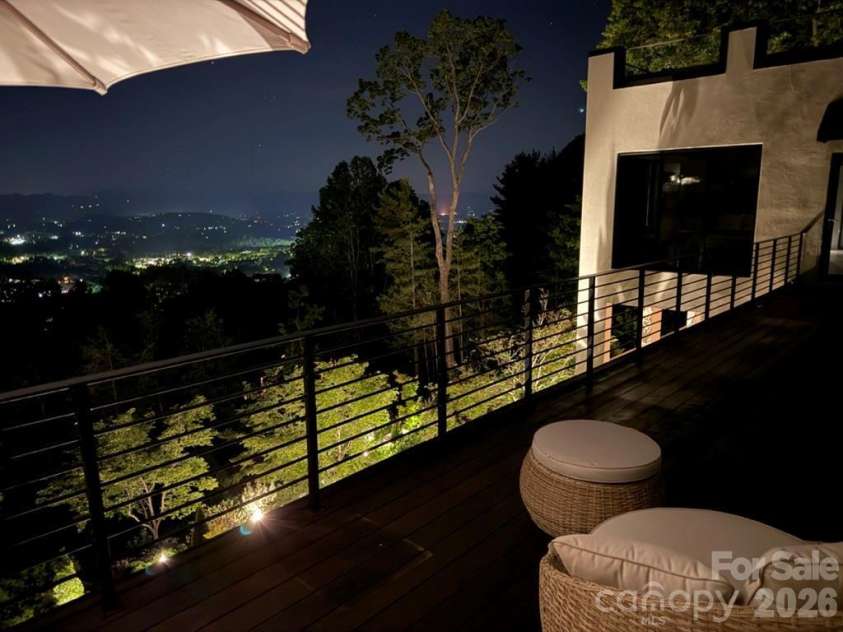 12 Sunset Summit, Asheville, NC 28804.  MLS# CAR4329108, YatesRealty ID 1251. 