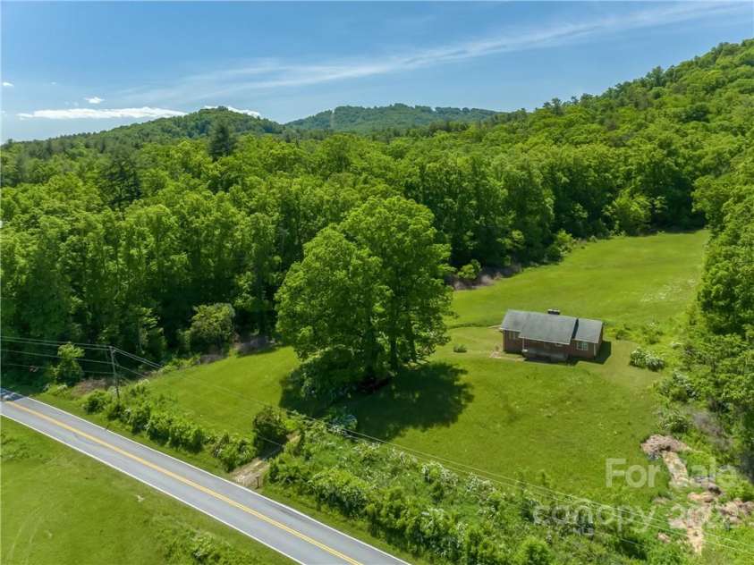 99999 Merrills Cove Road, Asheville, NC 28803.  MLS# CAR3918824, YatesRealty ID 1251. 