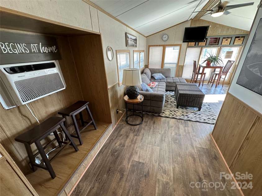 104 Cardinal Avenue, New London, NC 28127.  MLS# CAR4195375, YatesRealty ID 12510. 