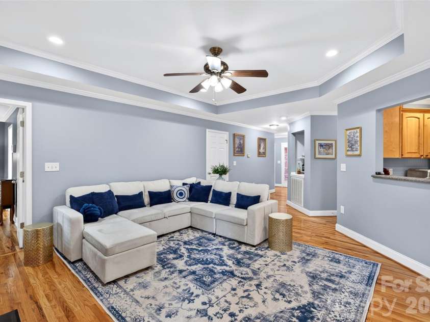 133 Hidden Ridge Drive, Spartanburg, SC 29301.  MLS# CAR4370017, YatesRealty ID 12510. 