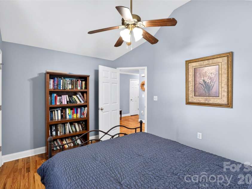 133 Hidden Ridge Drive, Spartanburg, SC 29301.  MLS# CAR4370017, YatesRealty ID 12510. 