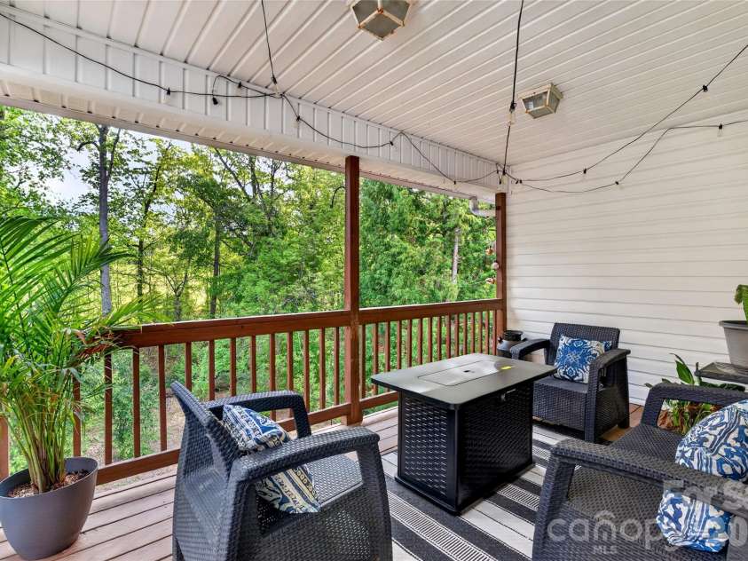 133 Hidden Ridge Drive, Spartanburg, SC 29301.  MLS# CAR4370017, YatesRealty ID 12510. 