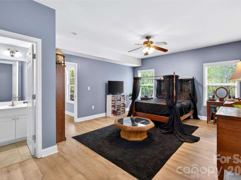 133 Hidden Ridge Drive, Spartanburg, SC 29301.  MLS# CAR4370017, YatesRealty ID 12510. 