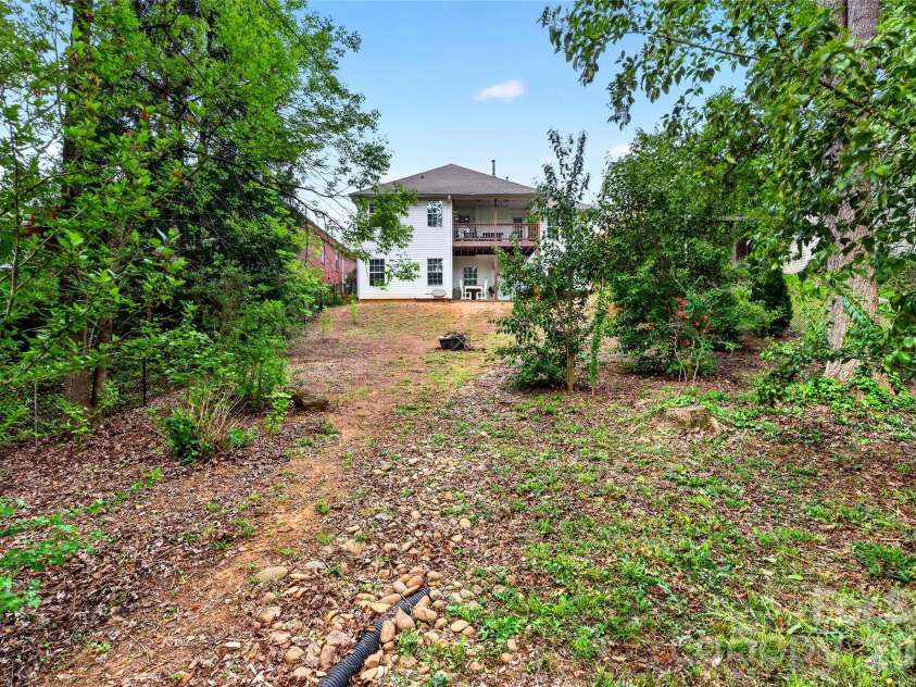 133 Hidden Ridge Drive, Spartanburg, SC 29301.  MLS# CAR4370017, YatesRealty ID 12510. 