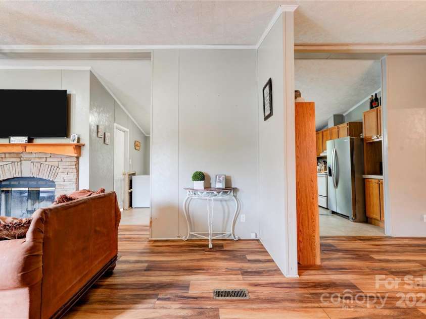 1708 River Hill Drive, Shelby, NC 28152.  MLS# CAR4250887, YatesRealty ID 12511. 