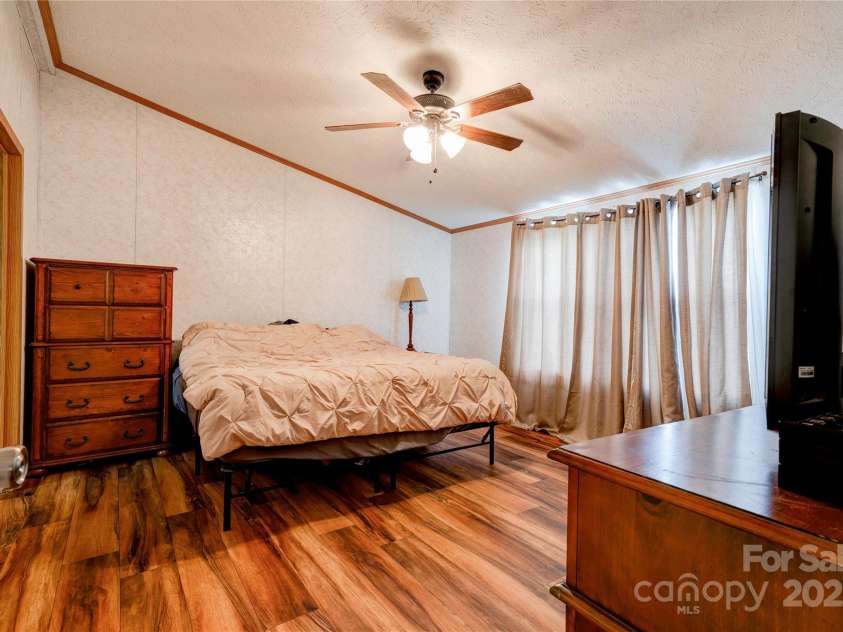 1708 River Hill Drive, Shelby, NC 28152.  MLS# CAR4250887, YatesRealty ID 12511. 