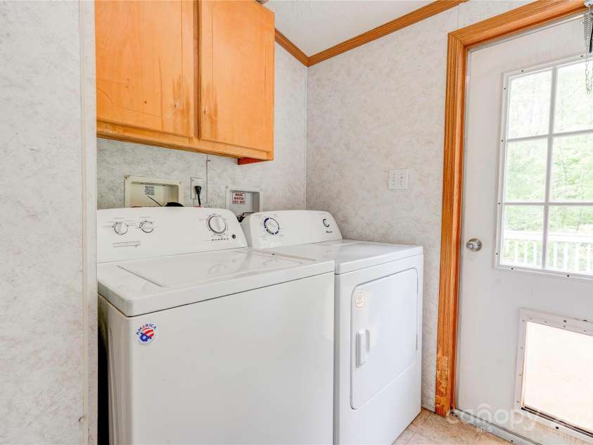 1708 River Hill Drive, Shelby, NC 28152.  MLS# CAR4250887, YatesRealty ID 12511. 