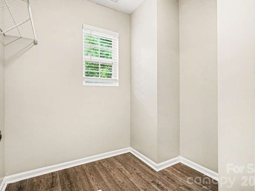 3409 Durham Lane, Charlotte, NC 28269.  MLS# CAR4368817, YatesRealty ID 12511. 