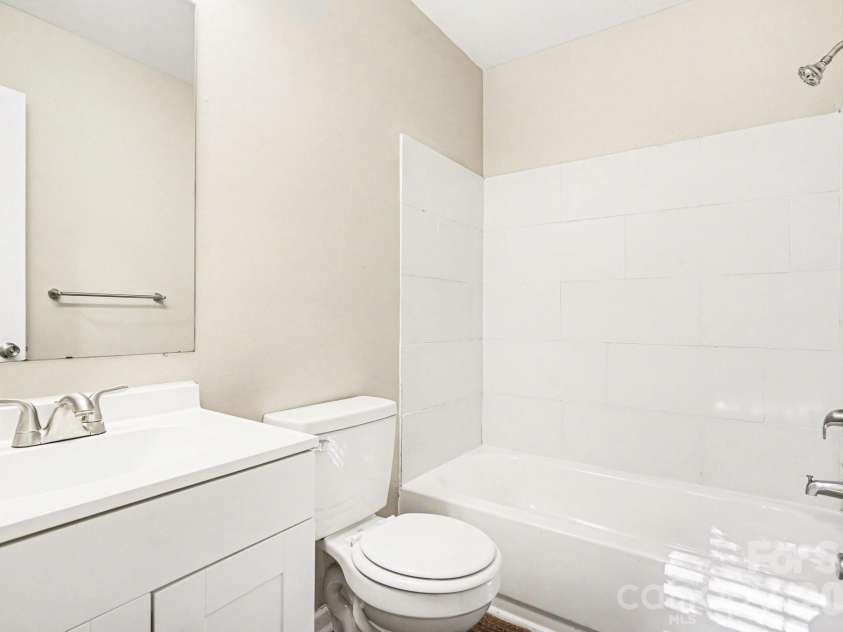 3409 Durham Lane, Charlotte, NC 28269.  MLS# CAR4368817, YatesRealty ID 12511. 