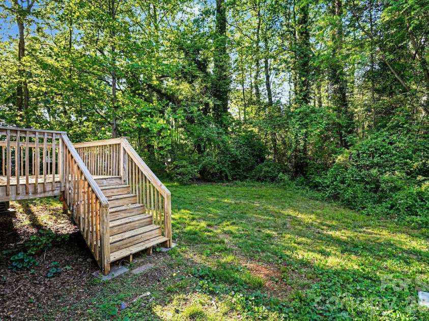 3409 Durham Lane, Charlotte, NC 28269.  MLS# CAR4368817, YatesRealty ID 12511. 
