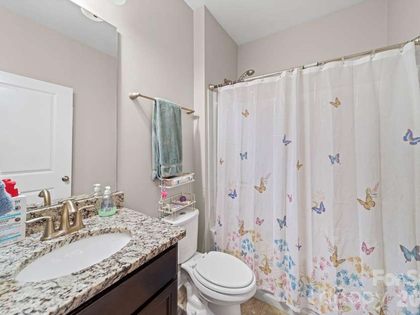 1425 Bramblewood Drive, Fort Mill, SC 29708.  MLS# CAR4369791, YatesRealty ID 12512. 