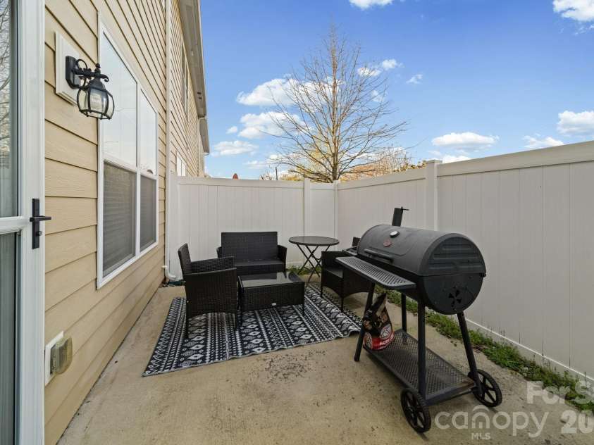 1425 Bramblewood Drive, Fort Mill, SC 29708.  MLS# CAR4369791, YatesRealty ID 12512. 