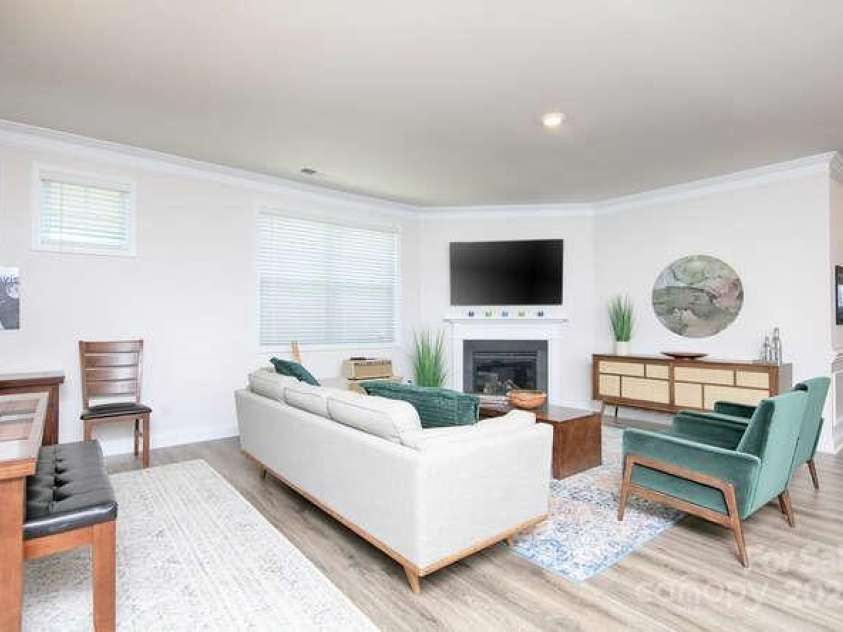 4245 Millstream Road, Denver, NC 28037.  MLS# CAR4257186, YatesRealty ID 12512. Living Room