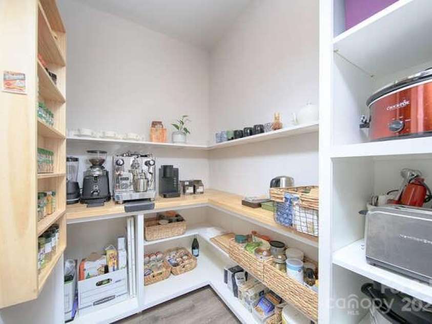 4245 Millstream Road, Denver, NC 28037.  MLS# CAR4257186, YatesRealty ID 12512. Walk in pantry/ coffee Bar