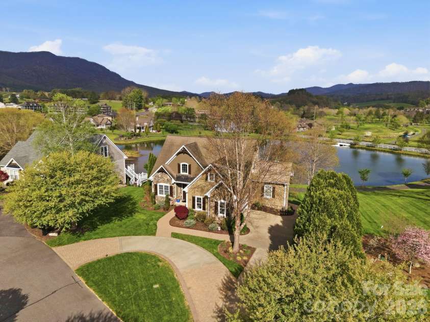 138 Turnberry Court, Jefferson, NC 28640.  MLS# CAR4371026, YatesRealty ID 12513. 