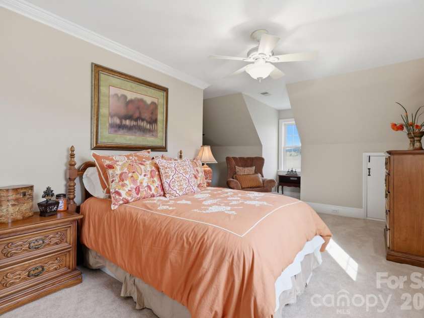 138 Turnberry Court, Jefferson, NC 28640.  MLS# CAR4371026, YatesRealty ID 12513. 