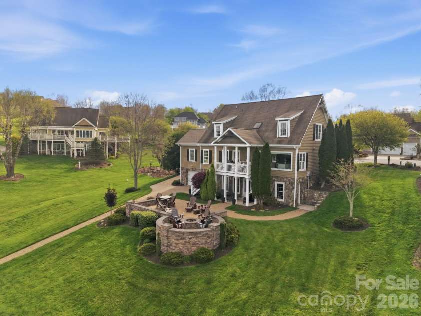 138 Turnberry Court, Jefferson, NC 28640.  MLS# CAR4371026, YatesRealty ID 12513. 