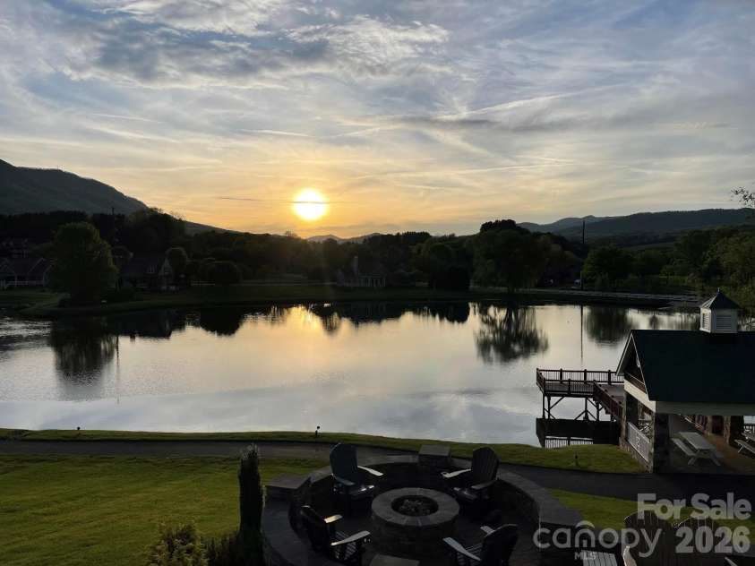 138 Turnberry Court, Jefferson, NC 28640.  MLS# CAR4371026, YatesRealty ID 12513. 
