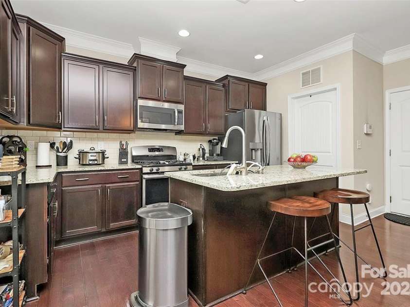 4146 La Crema Drive, Charlotte, NC 28214.  MLS# CAR4205836, YatesRealty ID 12513. 