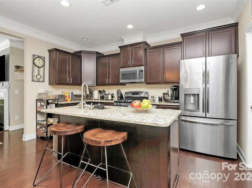 4146 La Crema Drive, Charlotte, NC 28214.  MLS# CAR4205836, YatesRealty ID 12513. 