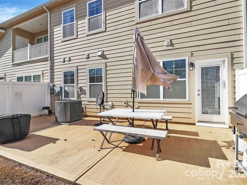 4146 La Crema Drive, Charlotte, NC 28214.  MLS# CAR4205836, YatesRealty ID 12513. 