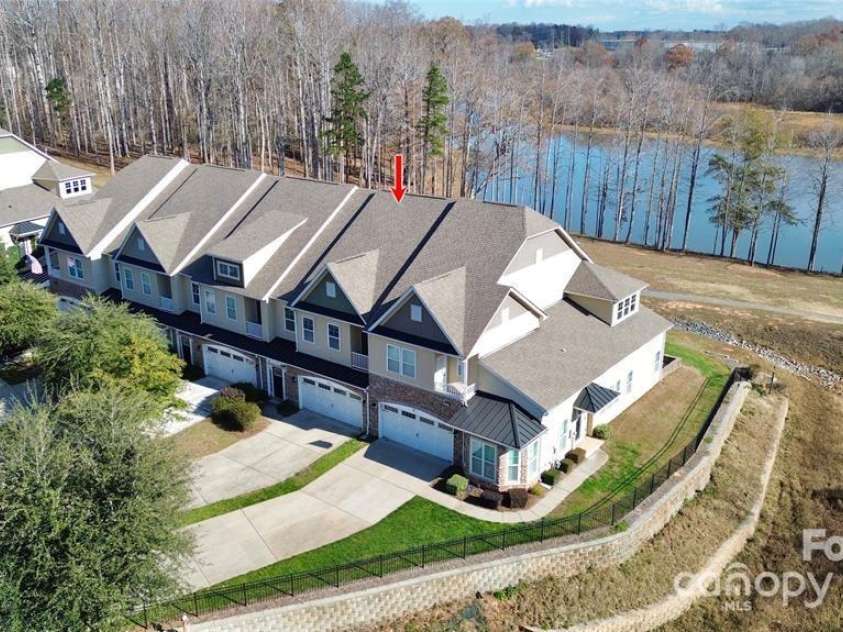 4146 La Crema Drive, Charlotte, NC 28214.  MLS# CAR4205836, YatesRealty ID 12513. 