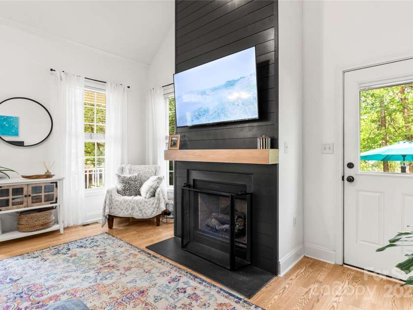 3509 Seminole Drive, Maiden, NC 28650.  MLS# CAR4246878, YatesRealty ID 12514. 