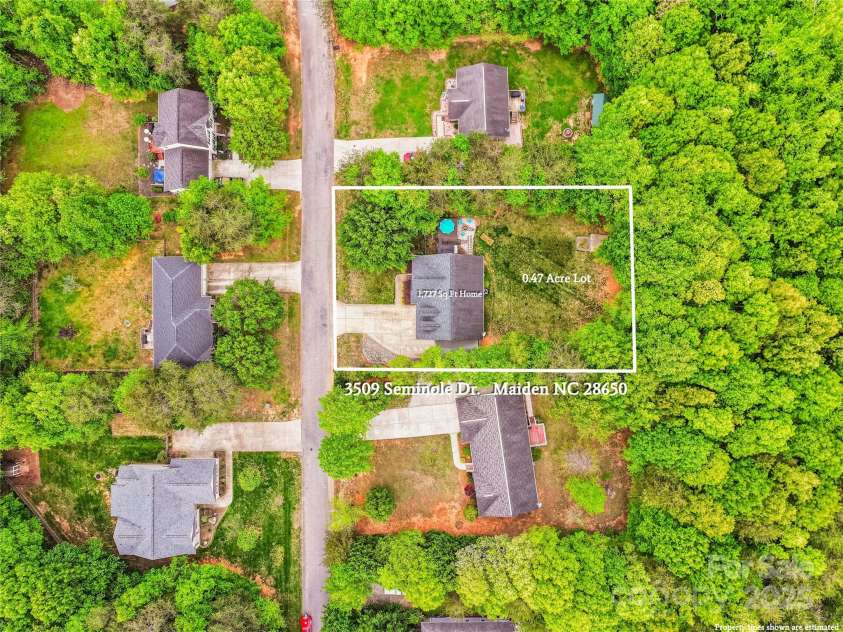 3509 Seminole Drive, Maiden, NC 28650.  MLS# CAR4246878, YatesRealty ID 12514. 