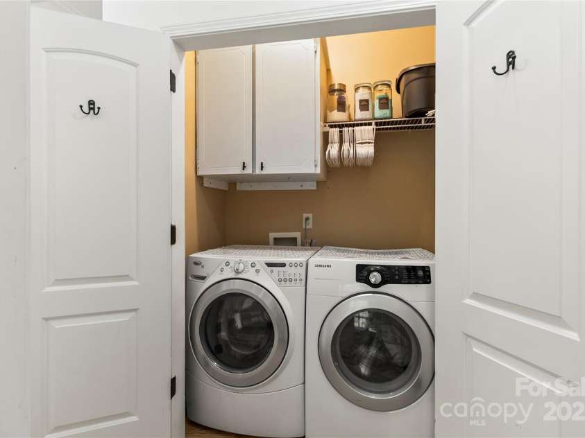 3509 Seminole Drive, Maiden, NC 28650.  MLS# CAR4246878, YatesRealty ID 12514. Laundry Closet