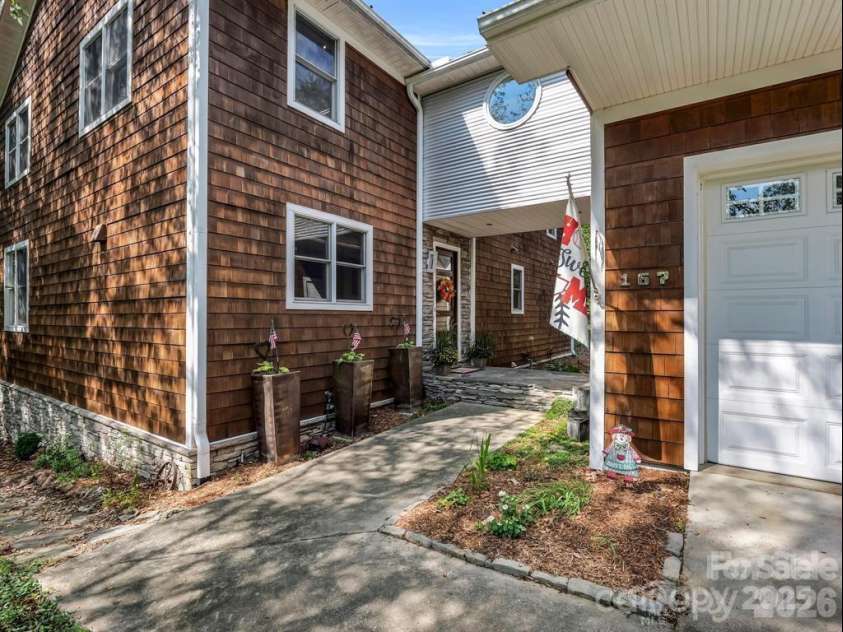 167 Trails End, Lake Lure, NC 28746.  MLS# CAR4245504, YatesRealty ID 12515. Front of home