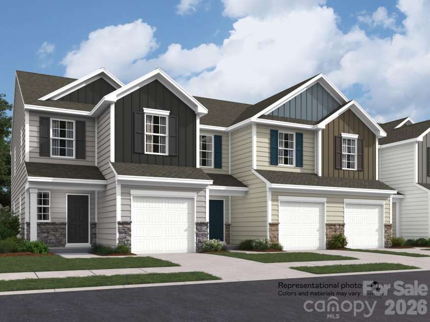 480 Sand Dunes Drive, Kannapolis, NC 28081.  MLS# CAR4371318, YatesRealty ID 12515. 