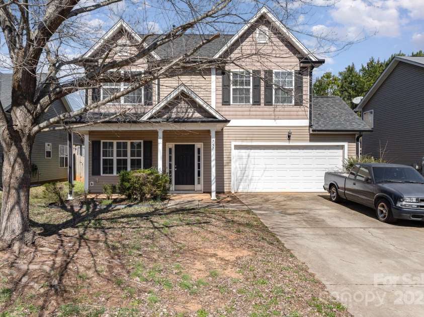 757 Jones Branch Road, Fort Mill, SC 29715.  MLS# CAR4224113, YatesRealty ID 12516. 