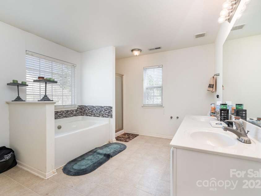 757 Jones Branch Road, Fort Mill, SC 29715.  MLS# CAR4224113, YatesRealty ID 12516. 