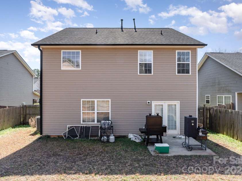 757 Jones Branch Road, Fort Mill, SC 29715.  MLS# CAR4224113, YatesRealty ID 12516. 