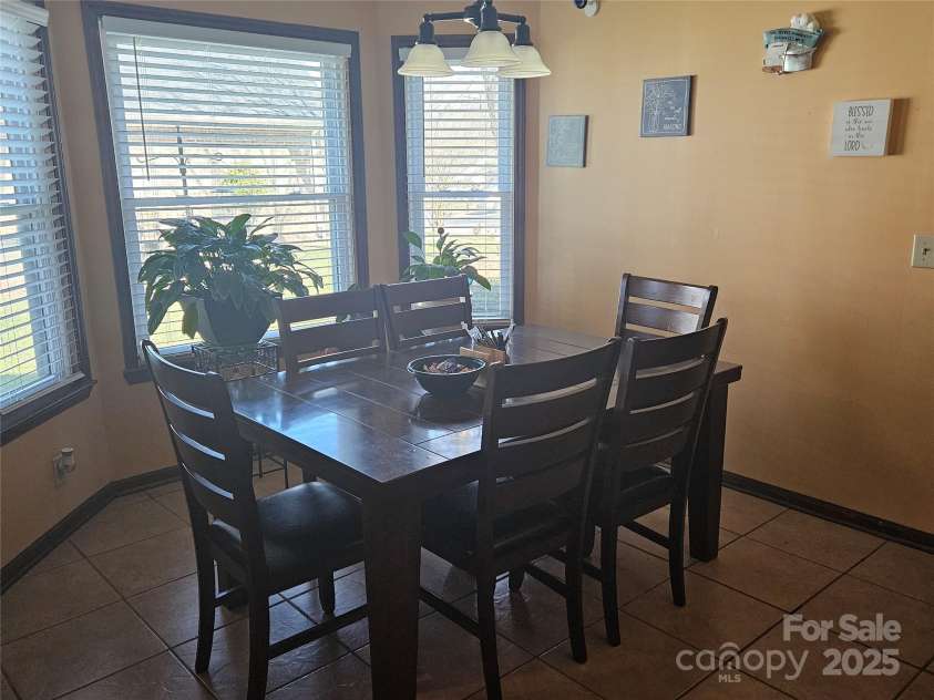 2630 Sloan Drive, Charlotte, NC 28208.  MLS# CAR4228886, YatesRealty ID 12517. Dining room