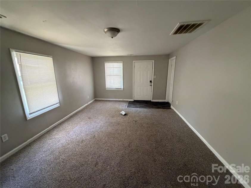 836 Dalton Street, Gastonia, NC 28052.  MLS# CAR4371338, YatesRealty ID 12517. 