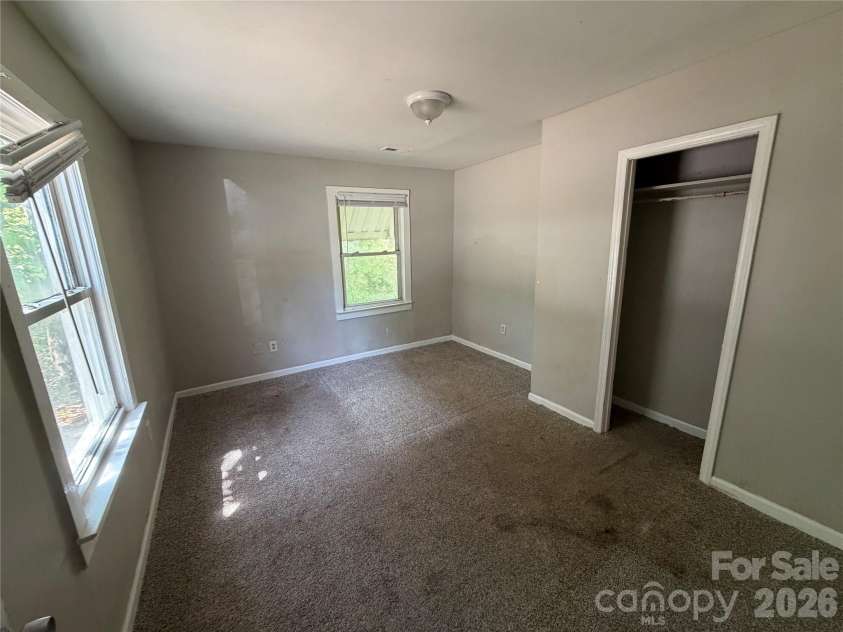 836 Dalton Street, Gastonia, NC 28052.  MLS# CAR4371338, YatesRealty ID 12517. 