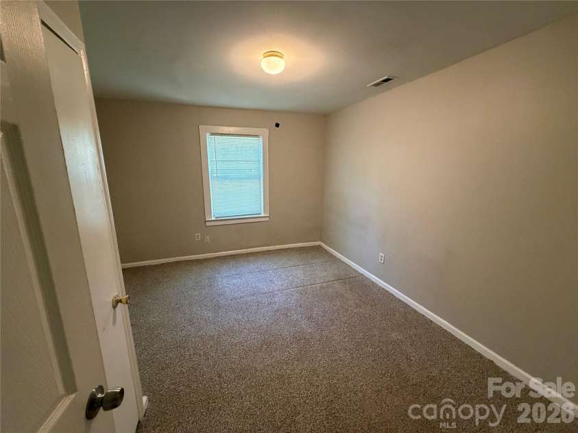 836 Dalton Street, Gastonia, NC 28052.  MLS# CAR4371338, YatesRealty ID 12517. 