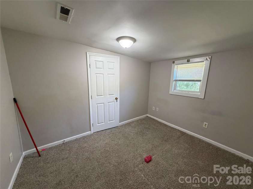 836 Dalton Street, Gastonia, NC 28052.  MLS# CAR4371338, YatesRealty ID 12517. 