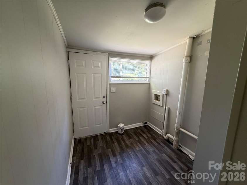 836 Dalton Street, Gastonia, NC 28052.  MLS# CAR4371338, YatesRealty ID 12517. 