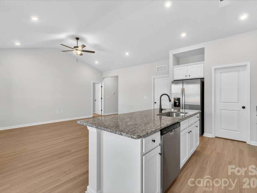 3321 Yorkshire Drive, Gastonia, NC 28052.  MLS# CAR4371379, YatesRealty ID 12519. 