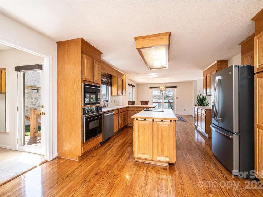 343 River Haven Drive, Taylorsville, NC 28681.  MLS# CAR4239954, YatesRealty ID 12519. 