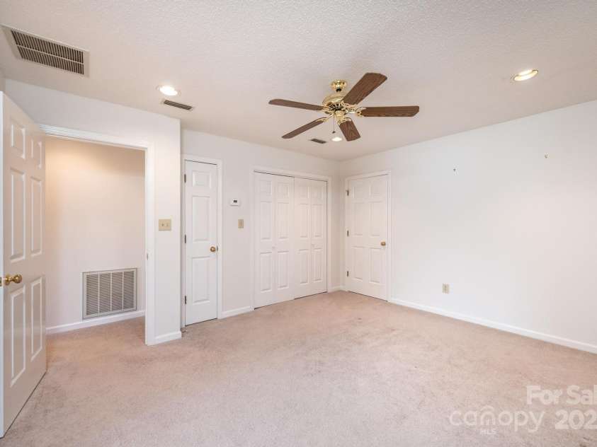 343 River Haven Drive, Taylorsville, NC 28681.  MLS# CAR4239954, YatesRealty ID 12519. 