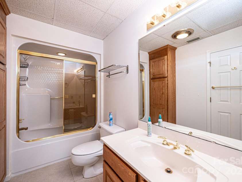 343 River Haven Drive, Taylorsville, NC 28681.  MLS# CAR4239954, YatesRealty ID 12519. 